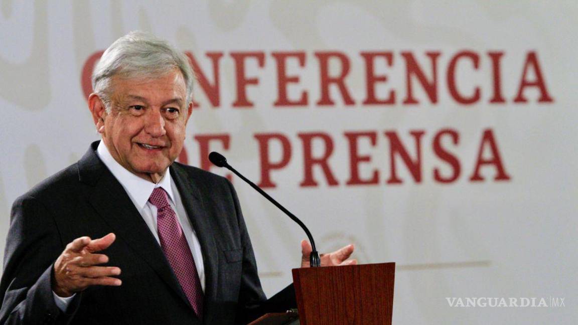 Va gobierno de AMLO por reforma completa al ISSSTE; promete mejorar sistema de salud