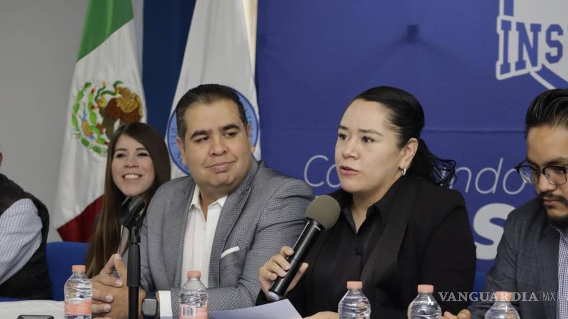 $!En el panel de autoridades también estuvieron Jesús Guzmán, coordinador general de titulación; Héctor Jaime Vargas, de Gestoría y Planeación; Isamar Fernández Hernández, subdirectora de Vinculación; Orlando Perales, subdirector de admisiones y Roberto Ramos Fuentes, también de Gestoría y Planeación.