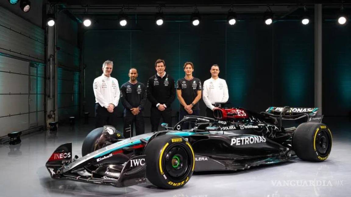 Mercedes presenta el W15, su nuevo coche y el que será el último de Lewis Hamilton