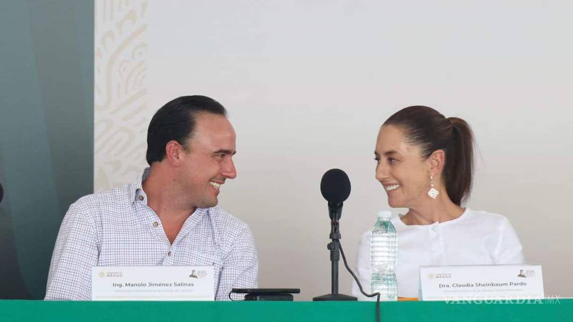 $!Además se comprometió a regresar en noviembre junto al gobernador Manolo Jiménez para reunirse con los deudos.