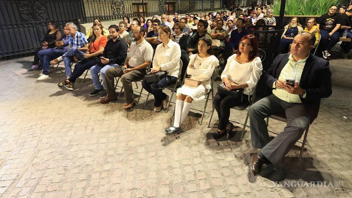 ¿Quieres cantar? Organizan karaoke por el Día del Amor en Paseo Capital