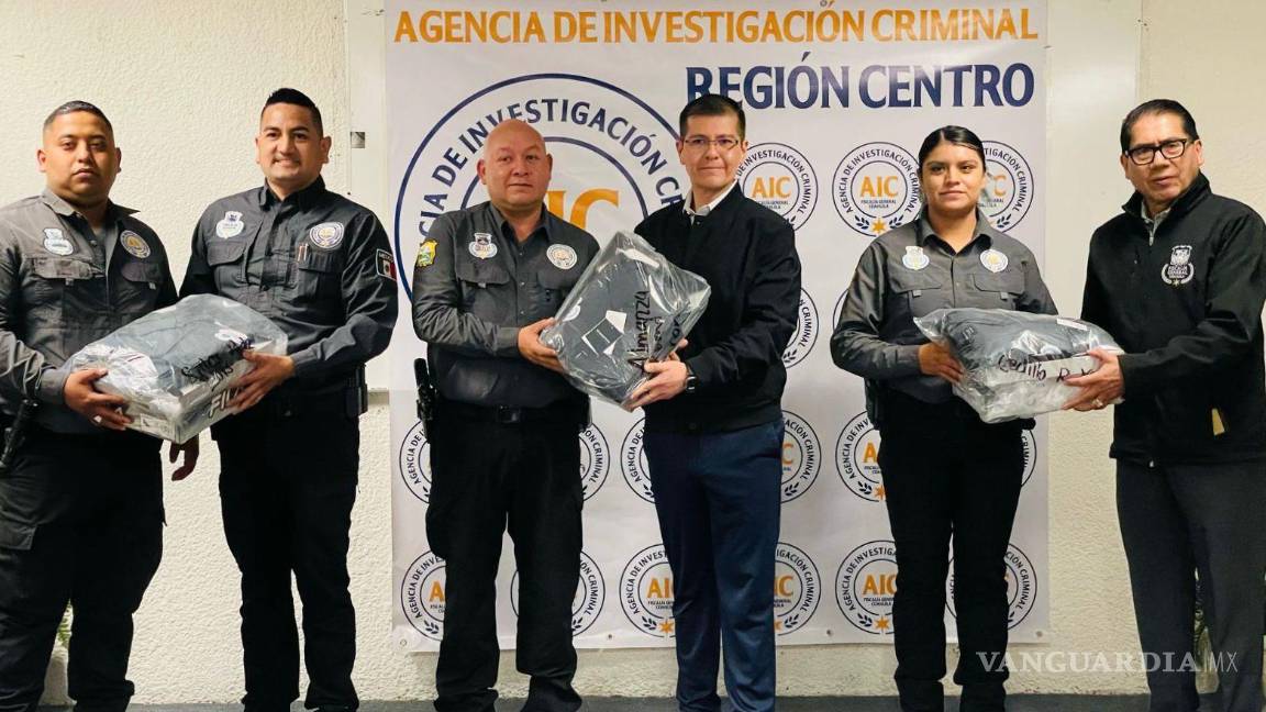 Reciben nuevos uniformes agentes de la AIC Región Centro de Coahuila