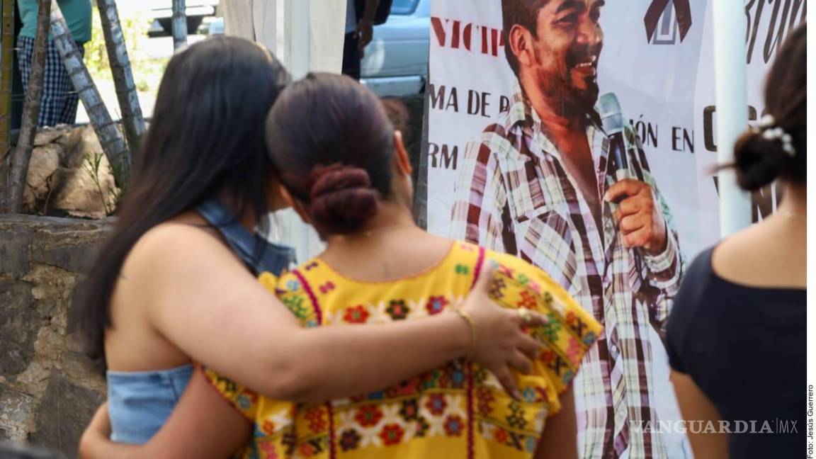 Atacan a balazos a familia de líder de autodefensa en Guerrero