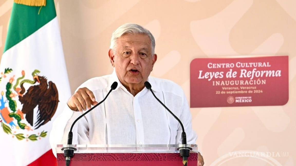 AMLO se despide en Veracruz y presume que deja un México democrático