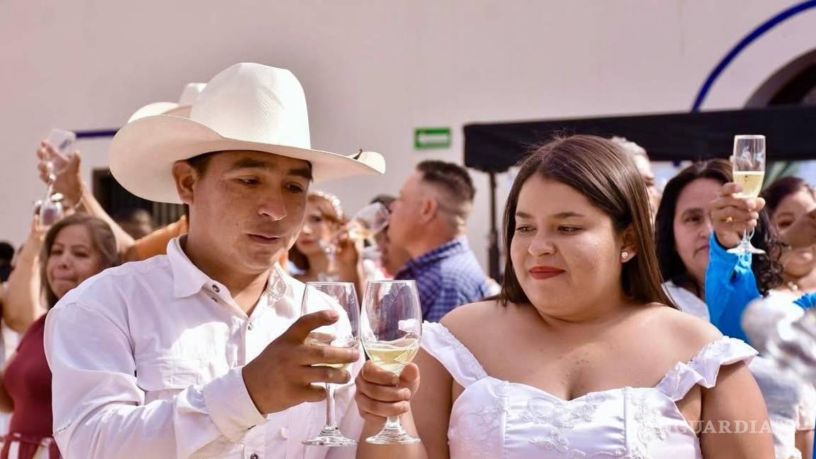 Se dan el ‘sí’ 220 parejas, en Bodas Comunitarias de la Región Centro de Coahuila