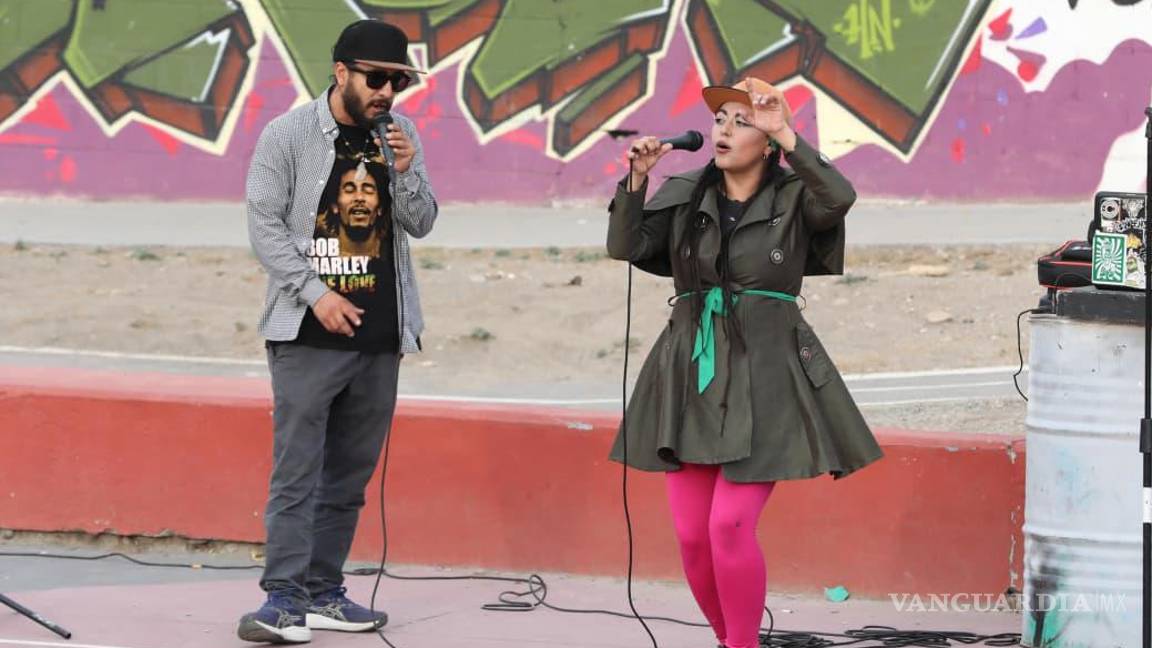 $!Vestuarios tradicionales y música regional formaron parte de la presentación de danza folklórica que disfrutaron familias y visitantes en el Paseo Capital.