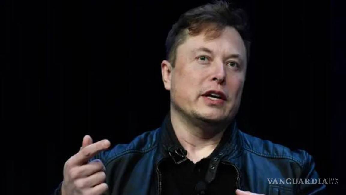 Elon Musk acusa a Twitter de violar contrato por bots de spam
