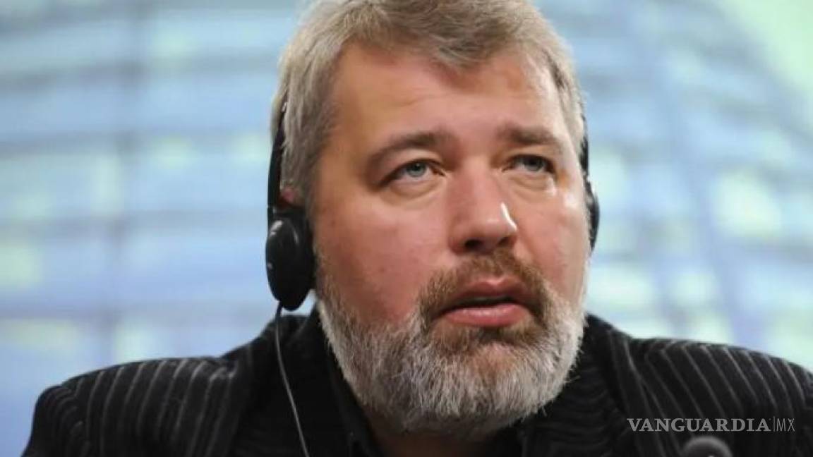 Periodista ruso vende Premio Nobel de la Paz para ayudar a los niños desplazados por la guerra en Ucrania
