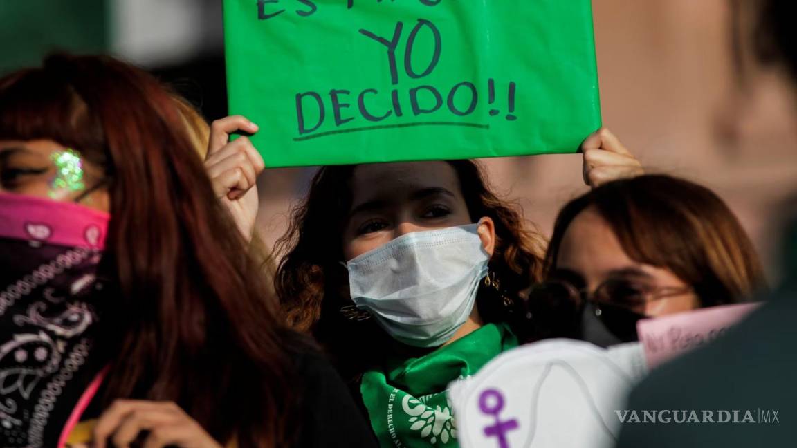 Morena propone eliminar delito de aborto del Código Penal Federal, qué implica