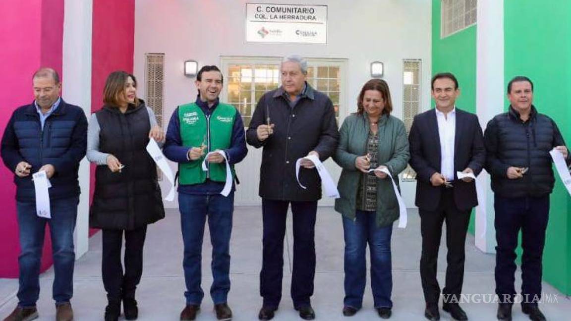 Inaugura Alcalde centro comunitario de la colonia La Herradura, en Saltillo