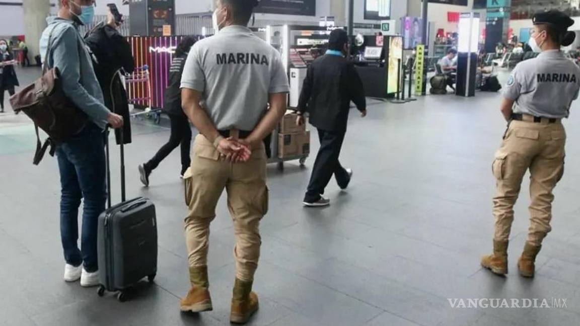 Marina también tomará control migratorio en AICM; no tienen formación, aseguran expertos