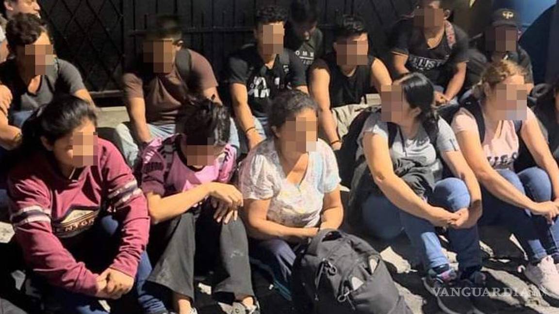 $!Rescatan a 41 migrantes que estaban hacinados en una vivienda de Escobedo, en Nuevo León