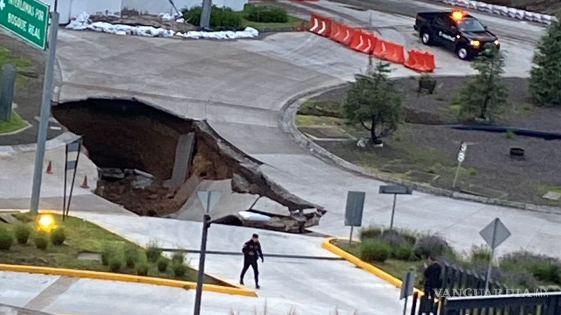 $!El tramo vial afectado es zona de paso de estudiantes a la Universidad Panamericana