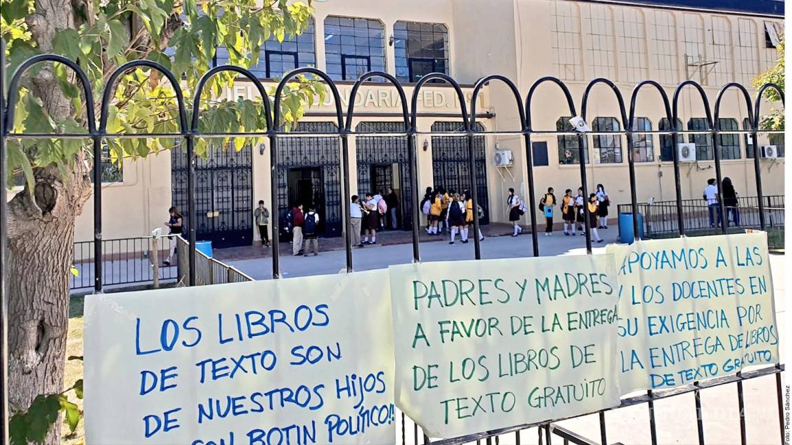 SNTE inicia paro de labores por suspensión de entrega de libros de texto en Chihuahua
