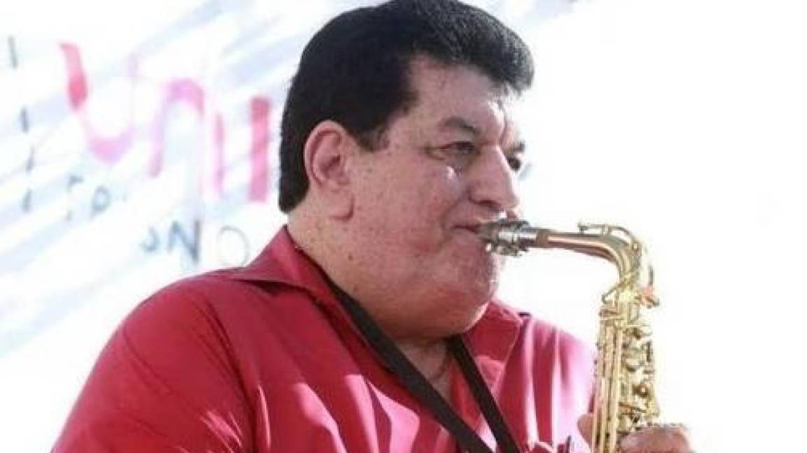 Falleció Fito Olivares, icono de la cumbia; ‘Juana la cubana’, ‘El Colesterol’ y ‘La Gallinita’, entre sus éxitos