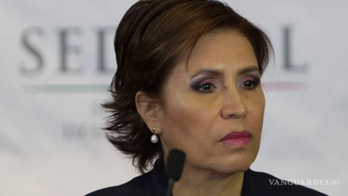 Rosario Robles critica a AMLO al anunciar su regreso a la política, ‘regala cárcel a quienes no puede vencer’