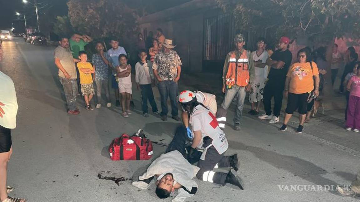 $!El hombre presentaba aparente estado de ebriedad, y por lo pronto pasó la noche en las celdas municipales a la espera de que llegue a un convenio con familiares del herido.