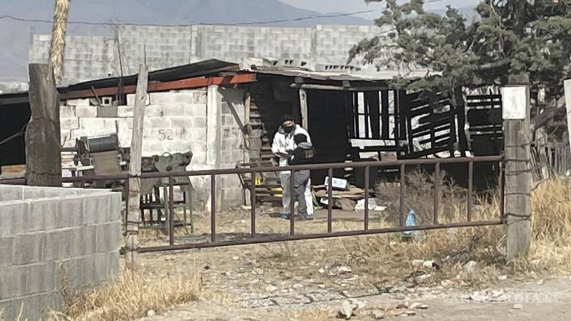 $!El hombre fue encontrado inconsciente en su cama con un golpe contuso del lado derecho, por lo que ayudado por un vecino lo llevaron a las instalaciones del Hospital General.