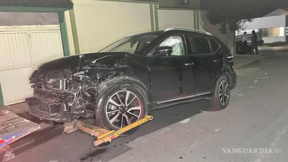 $!Los autos fueron remolcados debido a los severos daños con los que terminaron.