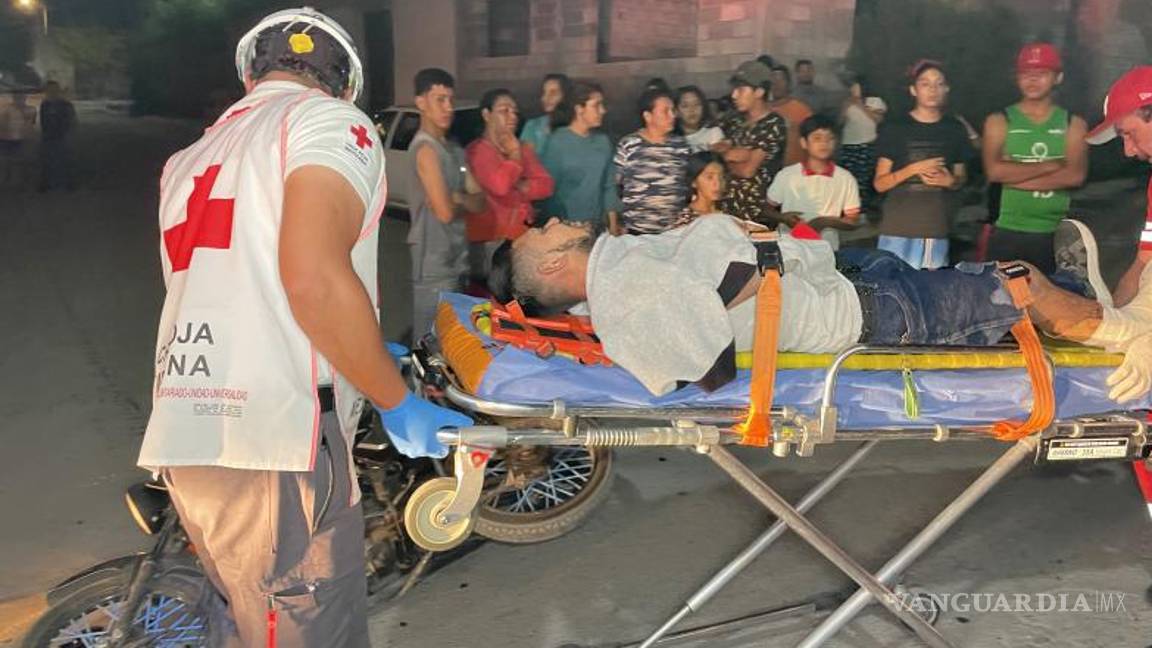 $!Tras el golpe ambos ocupantes salieron proyectados, y el que quedó tendido en el suelo fue Dionisio.