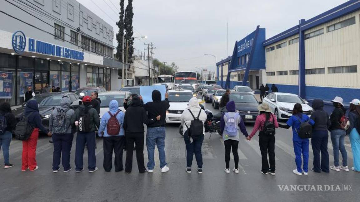 $!Los alumnos tuvieron una reunión con autoridades alrededor de las 5 de la tarde.
