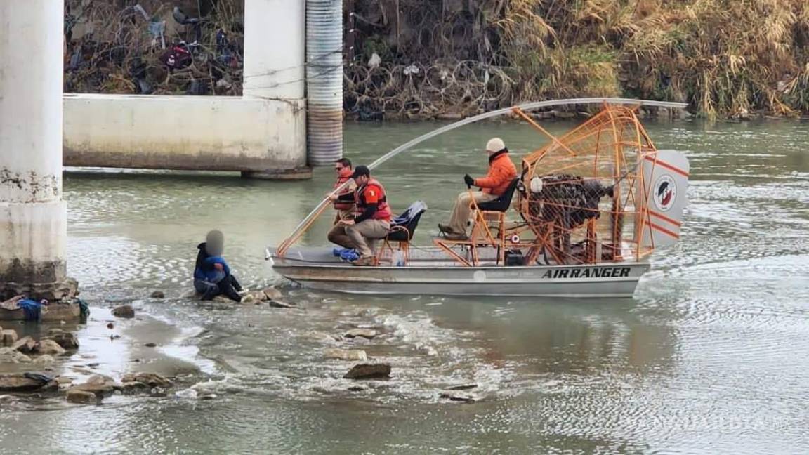 Tragedia migrante: familia ecuatoriana pierde al padre en helado río Bravo de Piedras Negras