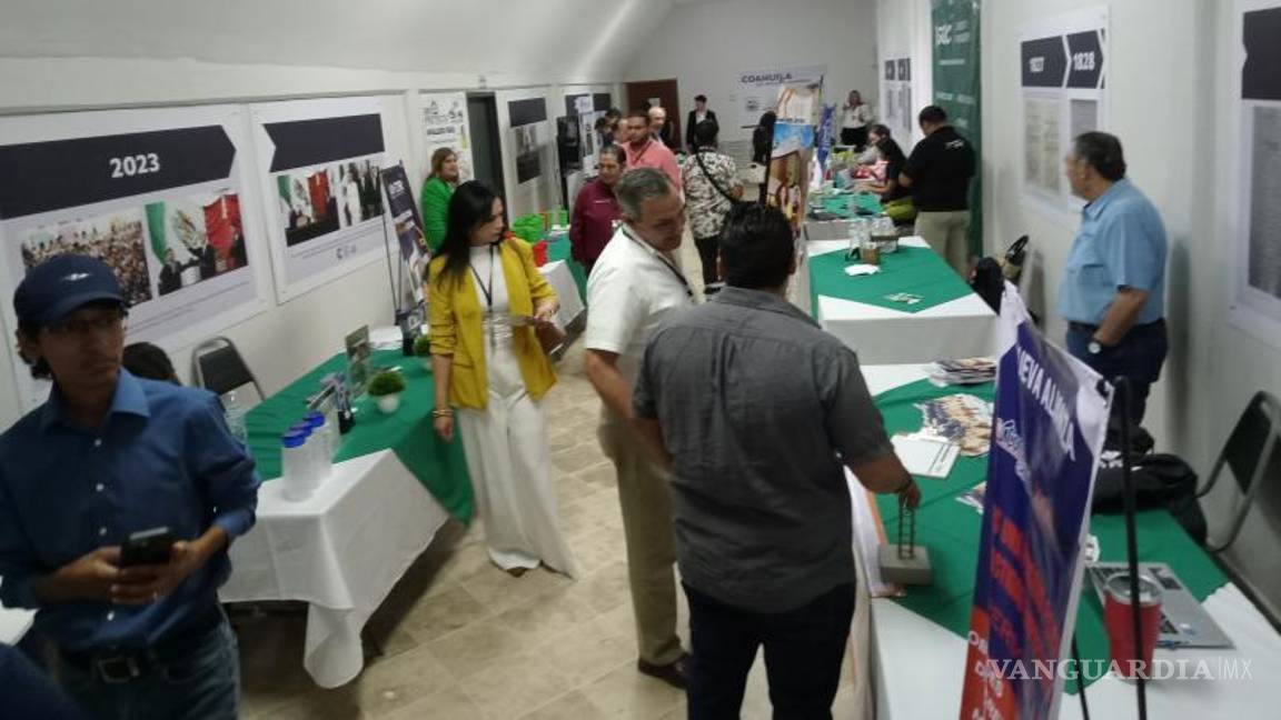 $!Durante el Primer Foro Inmobiliario participaron agencias de Bienes-Raíces de Eagle Pass, Texas y Piedras Negras.