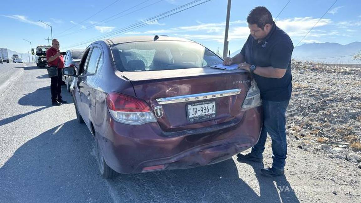$!Las aseguradoras llegaron al lugar del accidente.