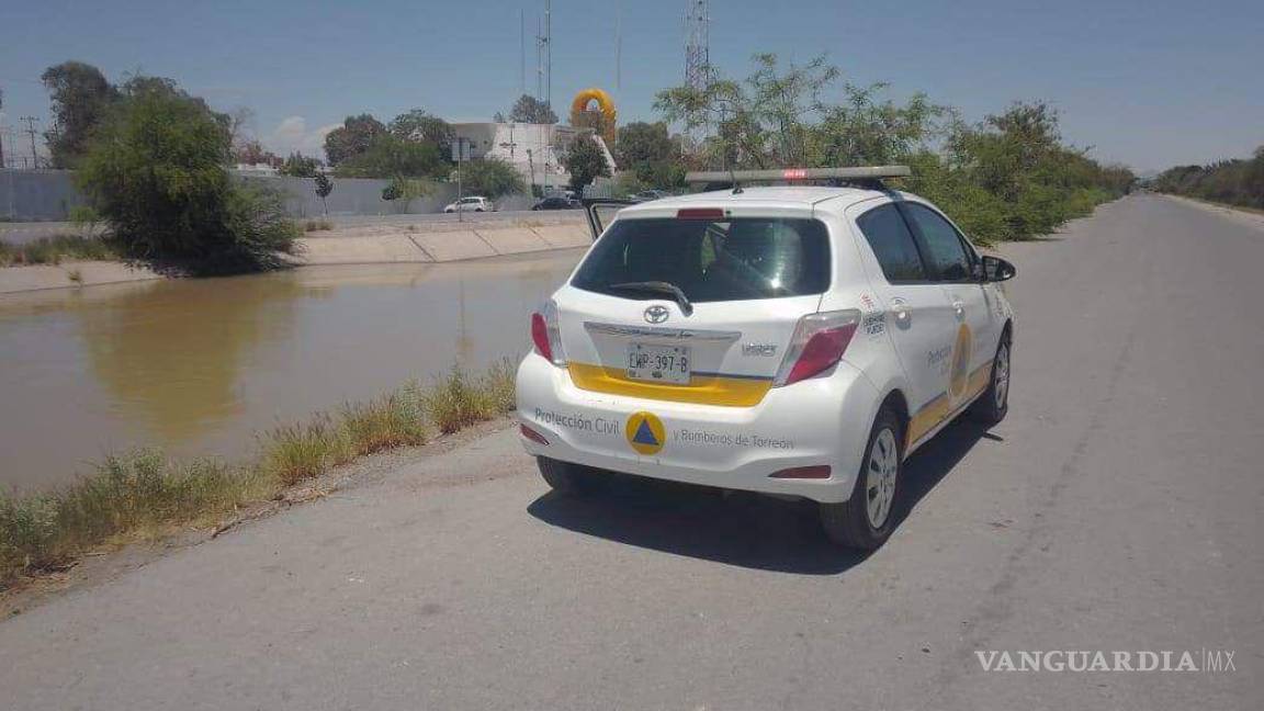 Vigilan canales de riego en Torreón para evitar que gente los use para nadar