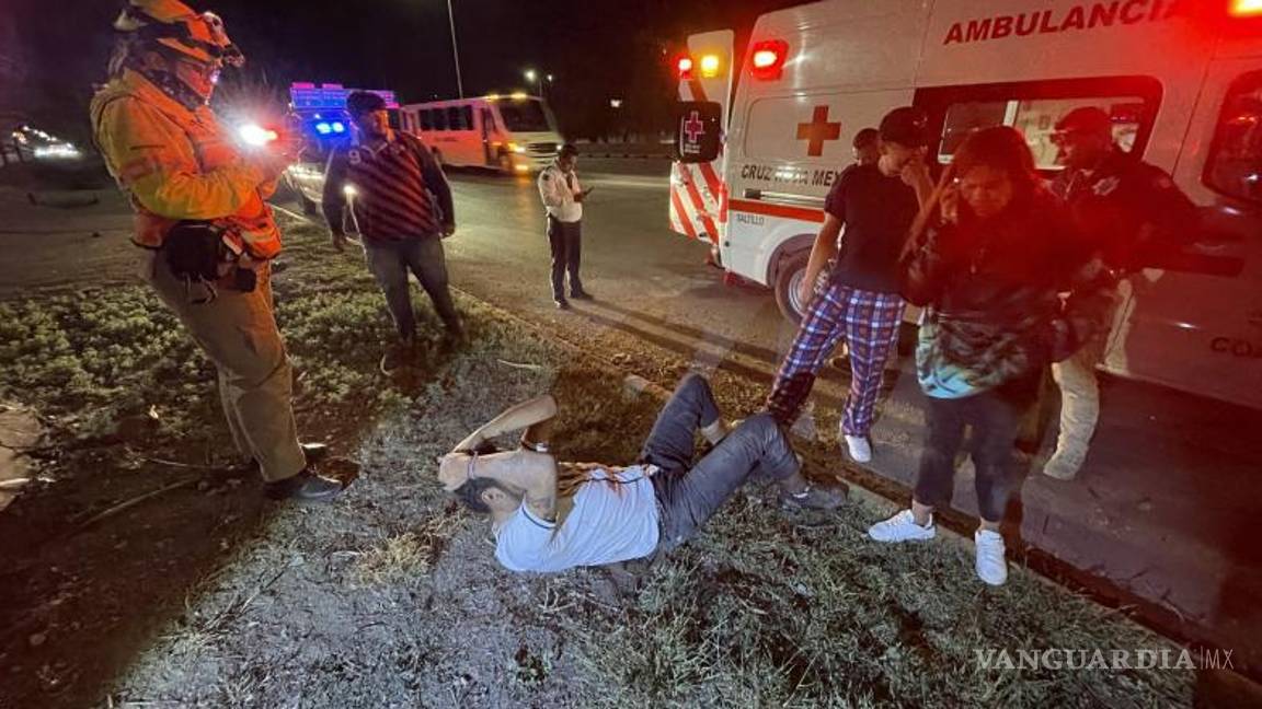 $!A pesar de haber sufrido el percance, ambos resultaron con lesiones mínimas, por lo que no fueron llevados a un centro médico.