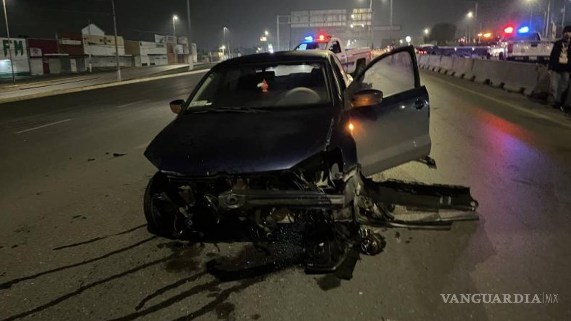 $!Al lugar se trasladaron elementos de tránsito municipal para auxiliar en este percance, causado aparentemente por manejar a exceso de velocidad y en estado de ebriedad.