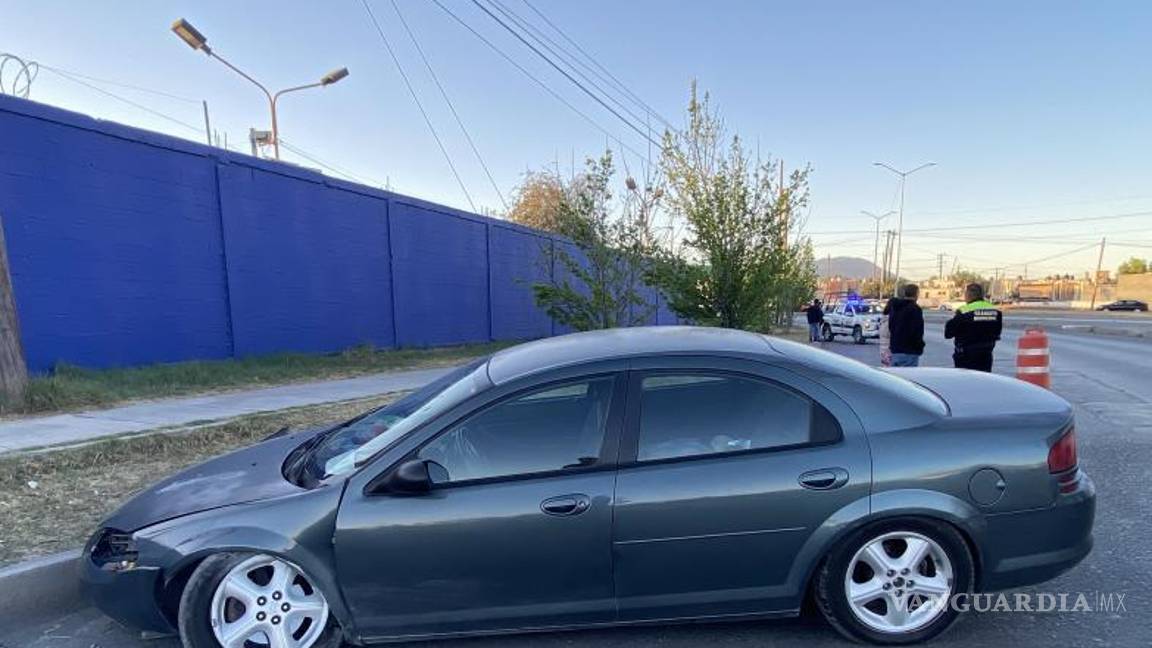 $!Los daños materiales fueron significativos, pero el conductor resultó ileso tras el impacto.