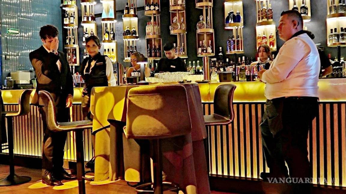 $!El lujoso club privado “Caroline’s 400” cuenta con mixología de autor y alta cocina internacional.