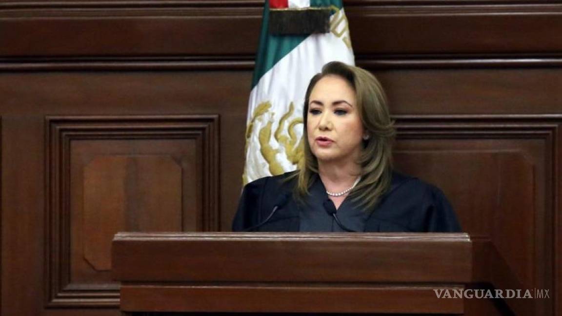 Ministra Esquivel se amparó contra Comité de Ética de la UNAM, por presunto plagio