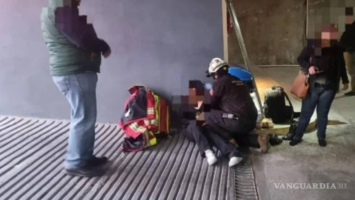 $!Se desploma en Monterrey un elevador de hospital con 11 personas