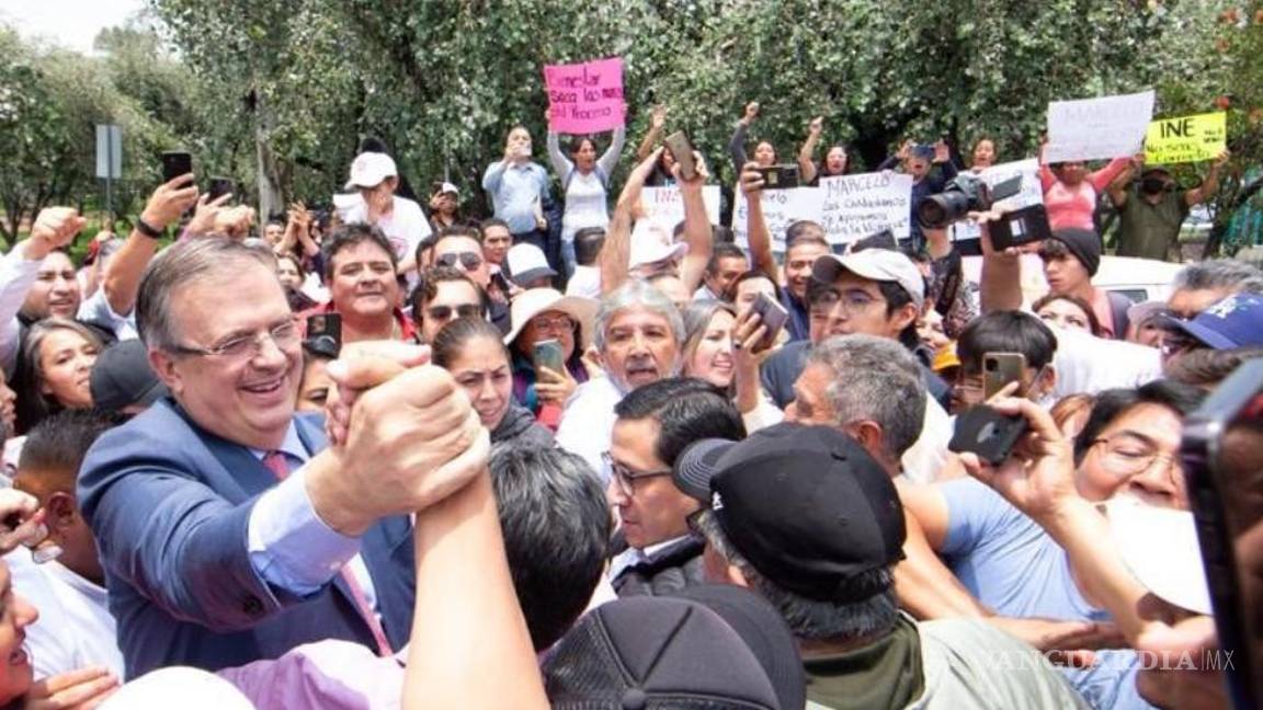 Desembolsa Ebrard 10 mil pesos ante el INE por propuestas adelantadas