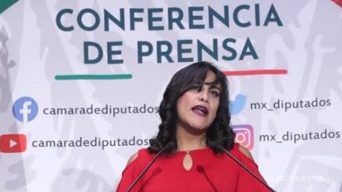 Morena expulsaría a diputada trans María Clemente García