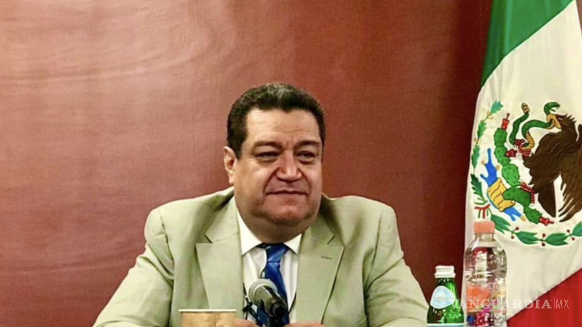 POLITICÓN: Oootra del magistrado a modo, lo confrontan en restaurante al acusarlo de corrupto