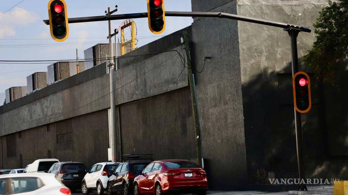 $!Con nuevos dispositivos en intersecciones clave, se espera una mejora sustancial en la movilidad del bulevar Carranza.