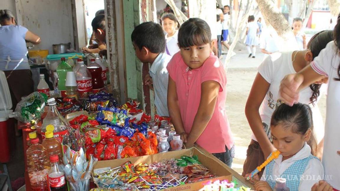 El chamoy y fritos de bolsa morada provocan úlceras a niños: nutrióloga de Coahuila