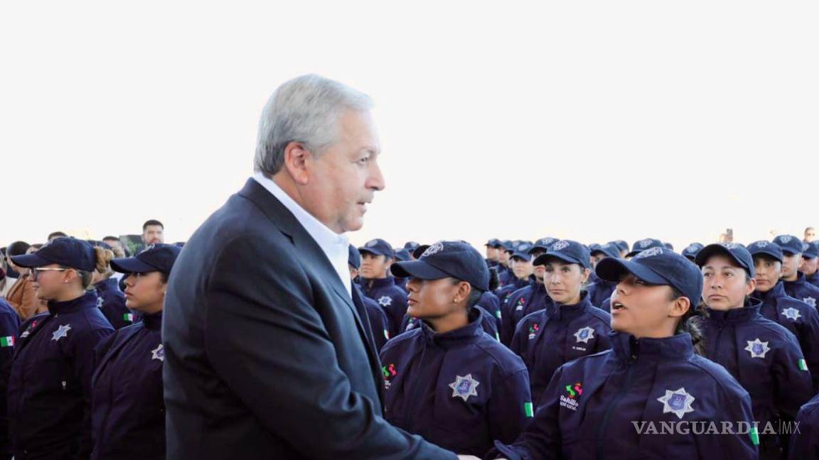 $!Serán un total de 58 mujeres y 587 varones los que hoy se graduarán de la Academia de Policía.