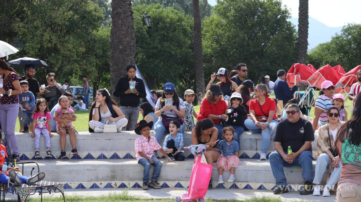 $!Las familias tomaron el evento como una oportunidad de entretenimiento y distracción.