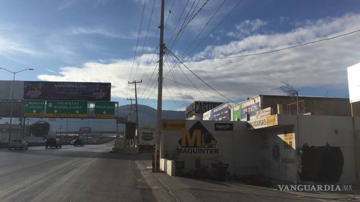 $!Fuerte dispositivo en Saltillo por choque de Hummer, autoridades cierran calles y ocultan nombre de involucrado