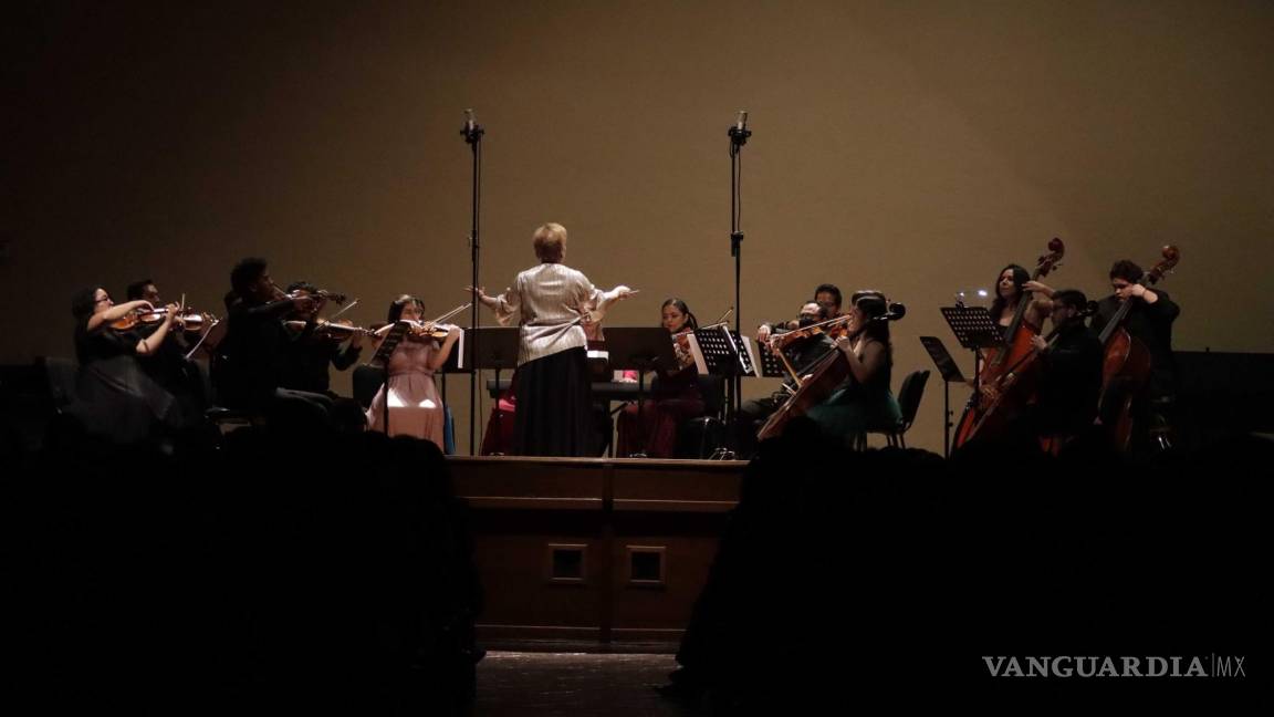 La Orquesta Metropolitana de Saltillo vuelve a encantar a su público en concierto