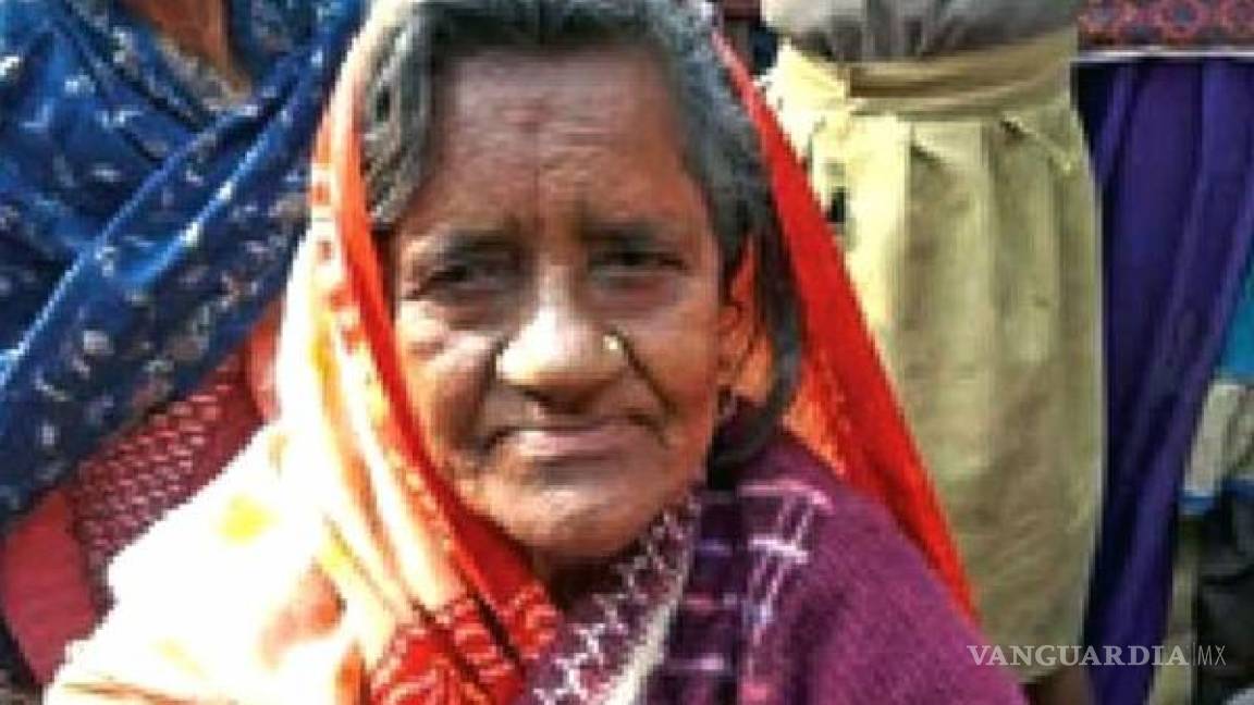 Mujer vuelve &quot;de la muerte&quot; 40 años después de ser arrojada a un río por su familia