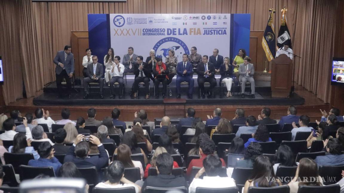 Saltillo: Realizan Congreso internacional de procuración y justicia en Facultad de Jurisprudencia