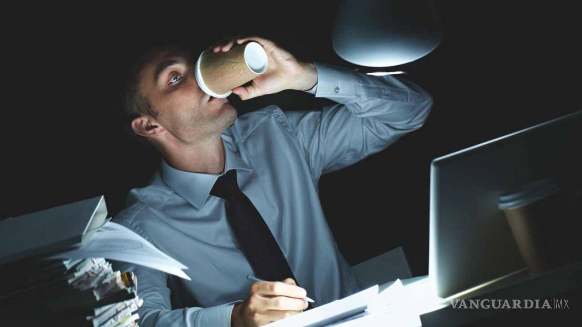 Workaholismo: La adicción al trabajo no te hace más productivo