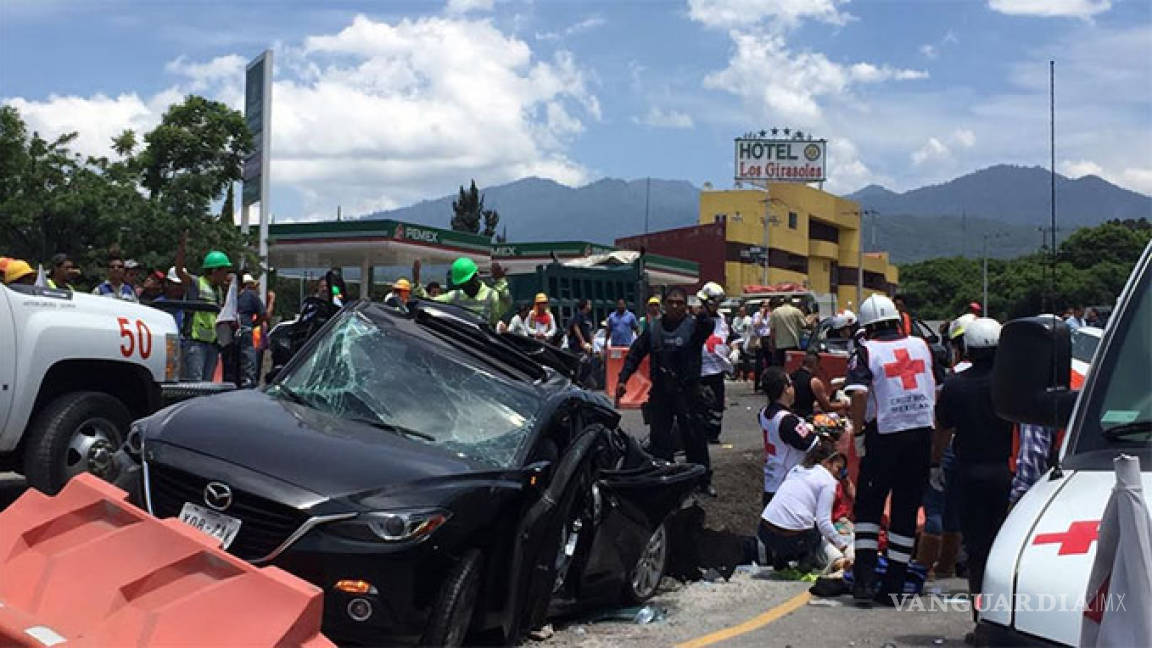 Mueren dos personas por carambola en la México-Cuernavaca