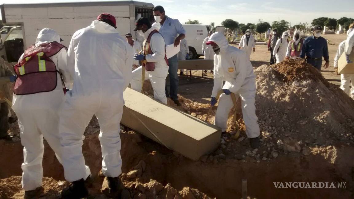 Fiscalía de Morelos enterró de manera irregular 105 cuerpos en fosa clandestina