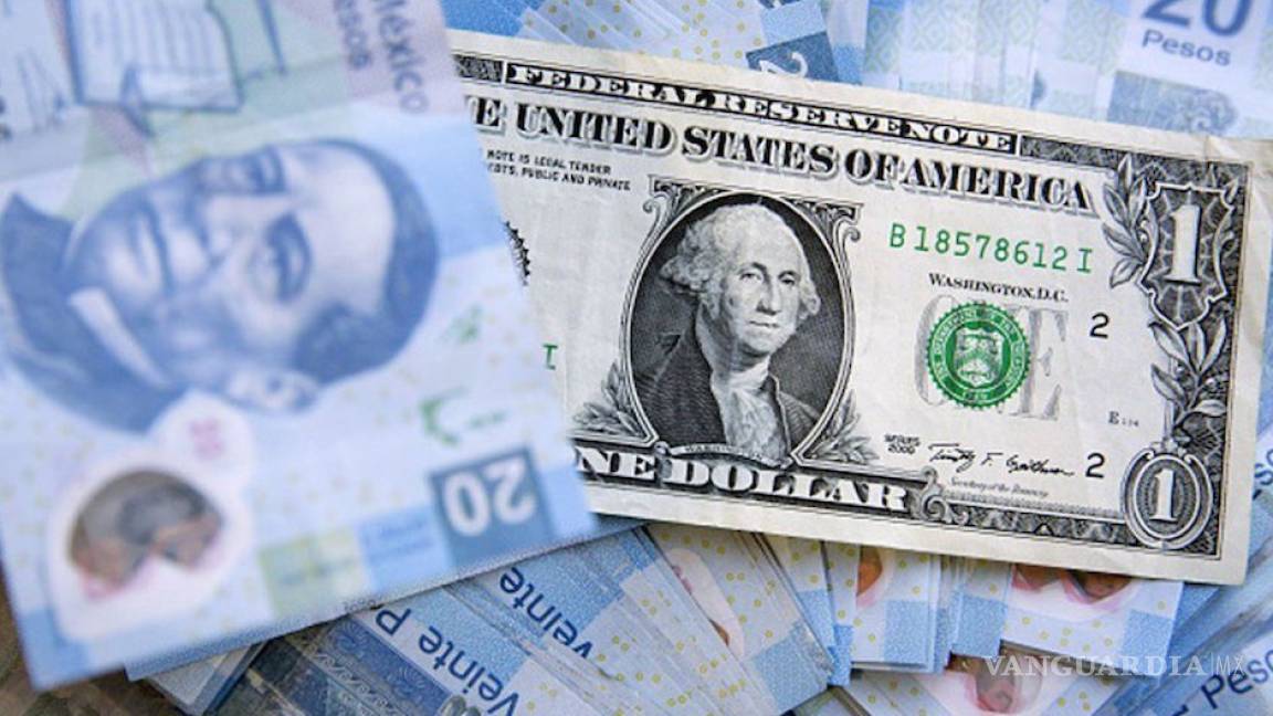 Peso cae por recuperación global del dólar; cotiza en 19.45 unidades